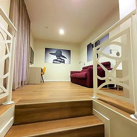 Toledo Place 4*